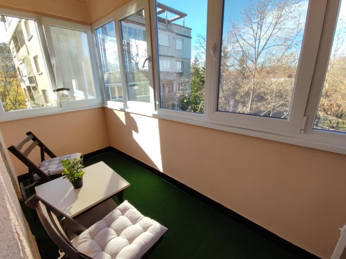 Ruse Park View Apartment Bagian luar foto