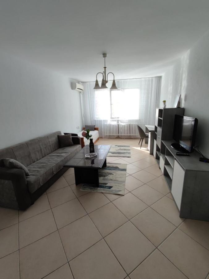 Ruse Park View Apartment Bagian luar foto