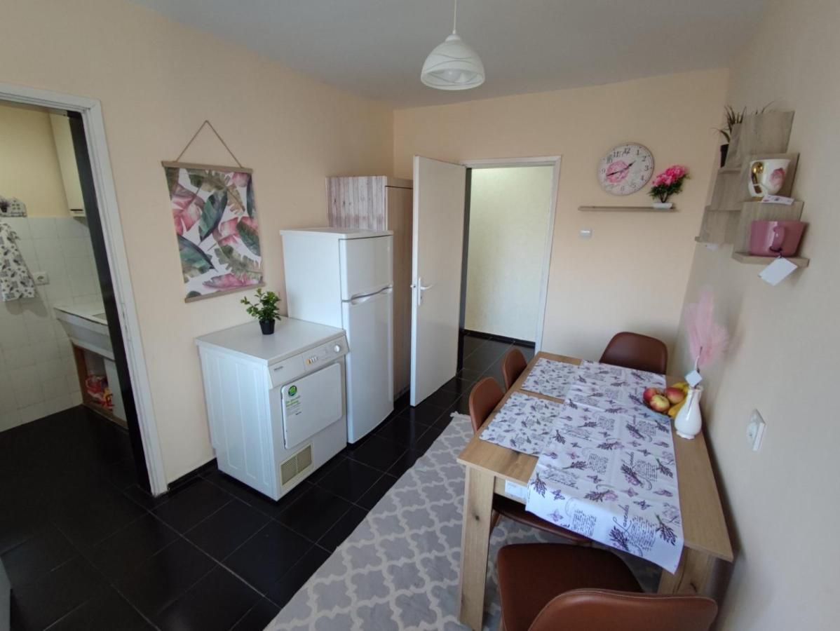 Ruse Park View Apartment Bagian luar foto